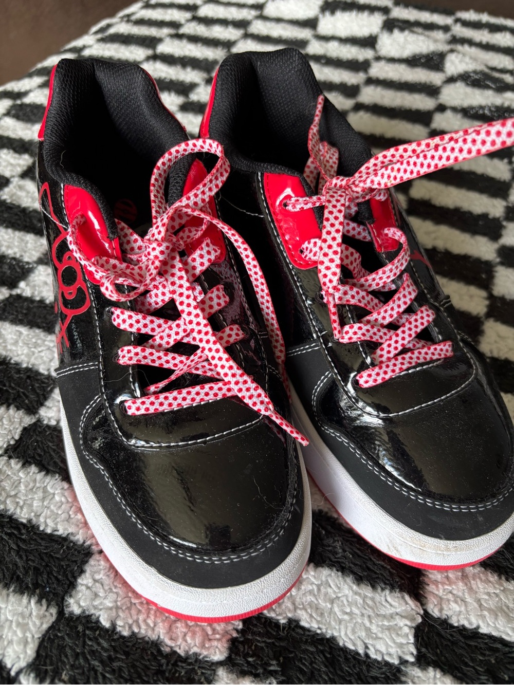 Heelys Black and Hot Pink Kids Sneakers with Polka Dot Laces